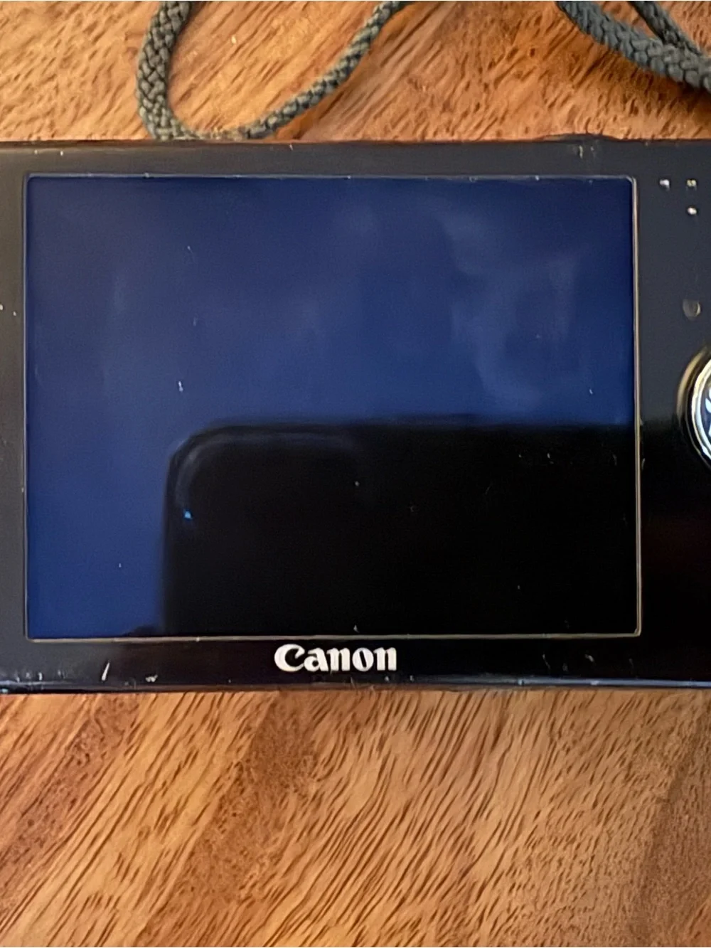(SELLING FOR PARTS) Canon PowerShot SD750 Digital Elph